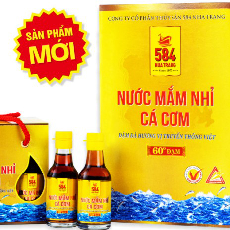 Nước mắm Nhỉ Cá cơm 584 Nha Trang 60 độ đạm chai thủy tinh